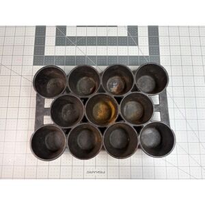 Vintage Cast Iron Popover Muffin Biscuit Pan 11 Cup No 01 B